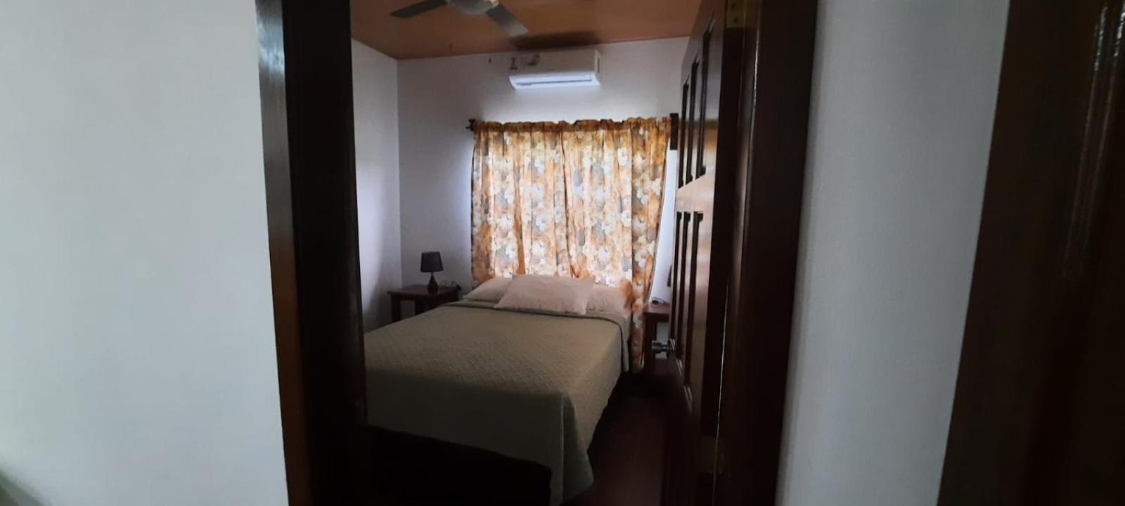 Mahogany Villas 푼타 고르다 외부 사진